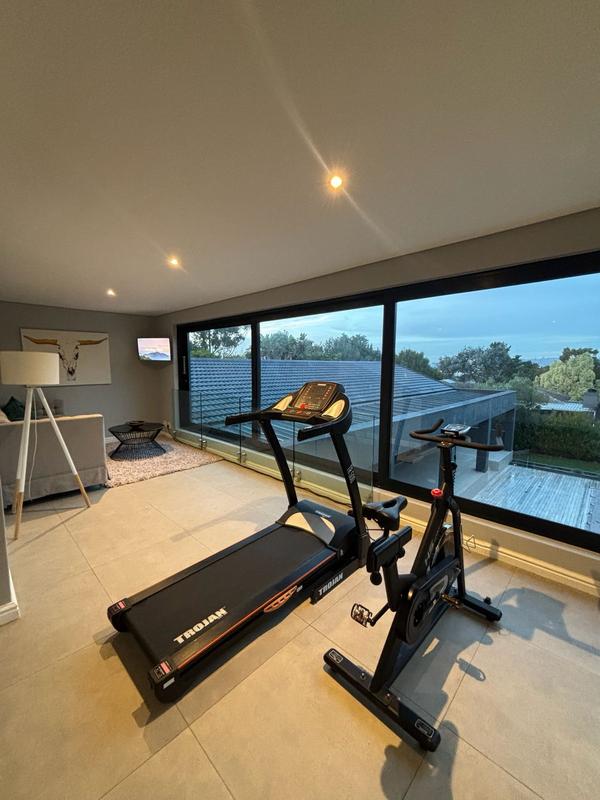 5 Bedroom Property for Sale in Schoongezicht Western Cape